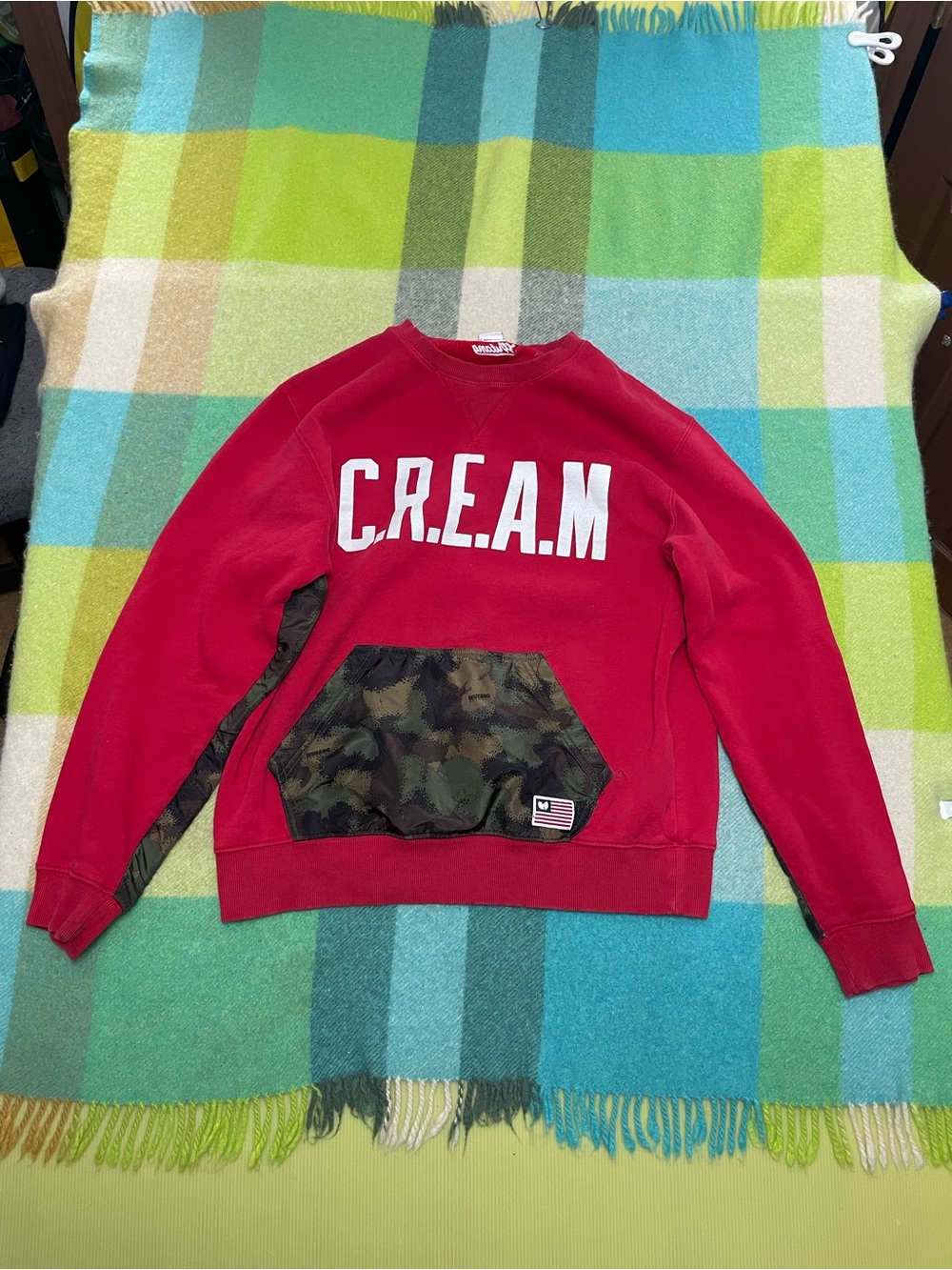 Vintage Wu-Tang CREAM Red WuTang Pullover Crewneck Sweatshirt Men’s